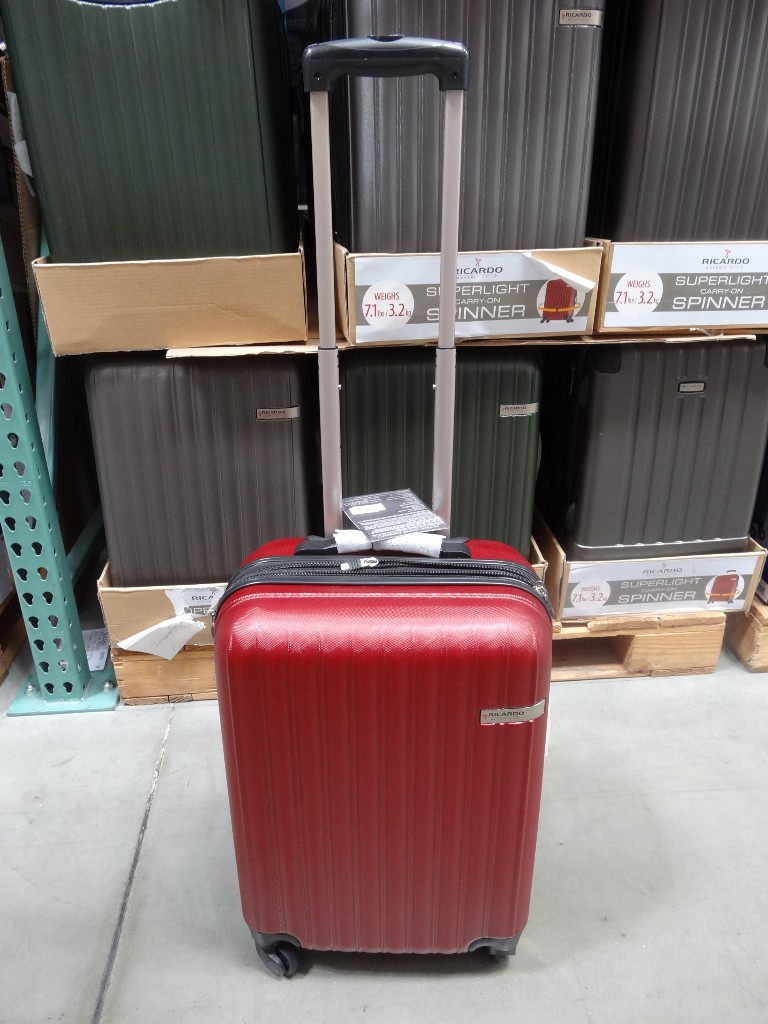 Ricardo 20″ Superlight Carry-on Spinner Luggage