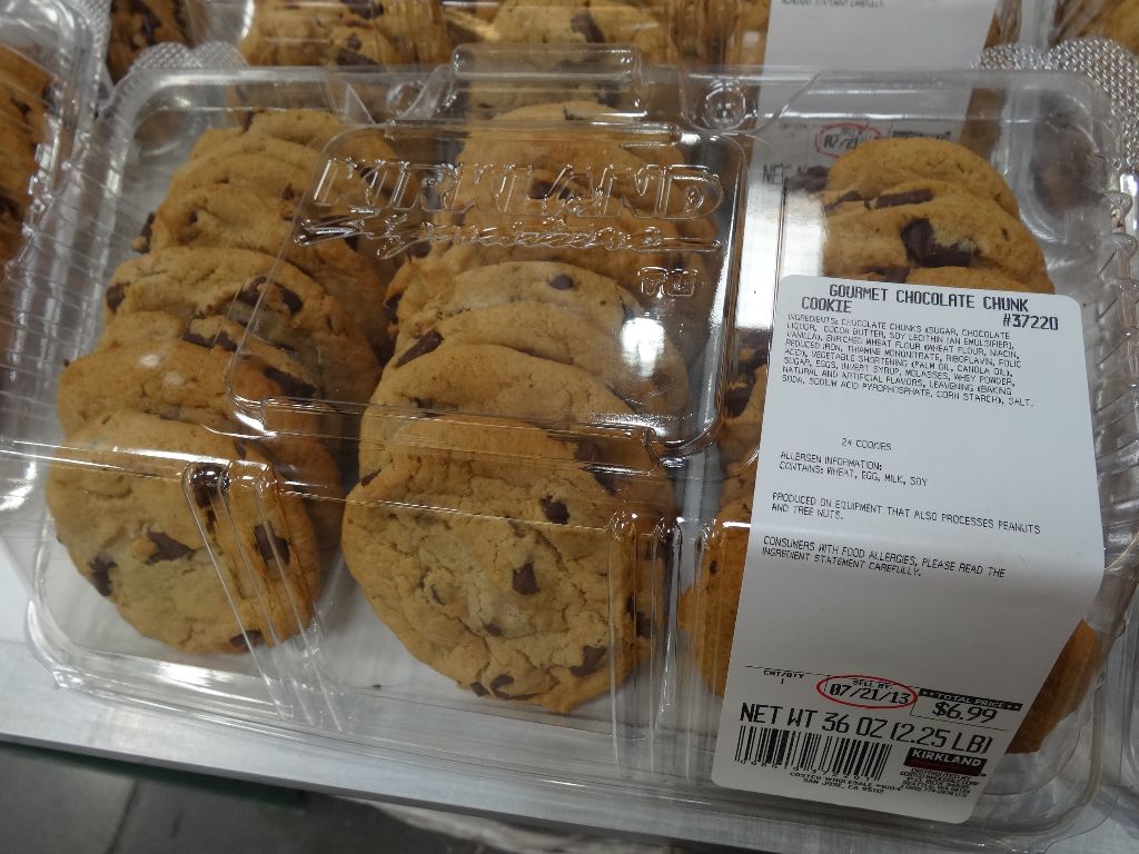 thumbnail image 2 of M&S All Butter Cookies Chocolate Chunk & Hazelnut 200g - 2 Pack In Premier Life Store Box 2 of 2