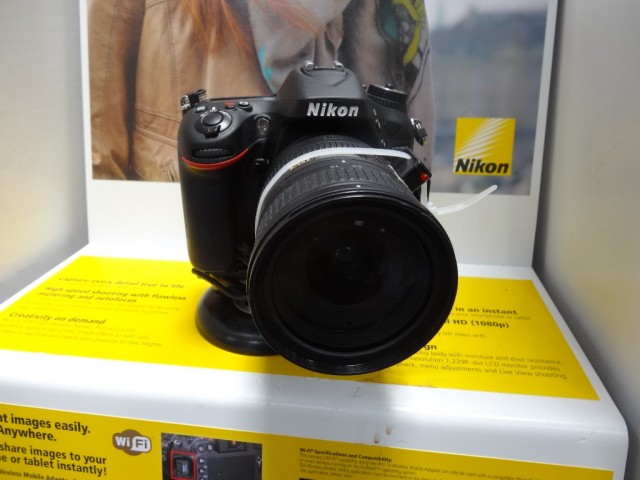 Nikon D7100 DSLR Kit Costco 