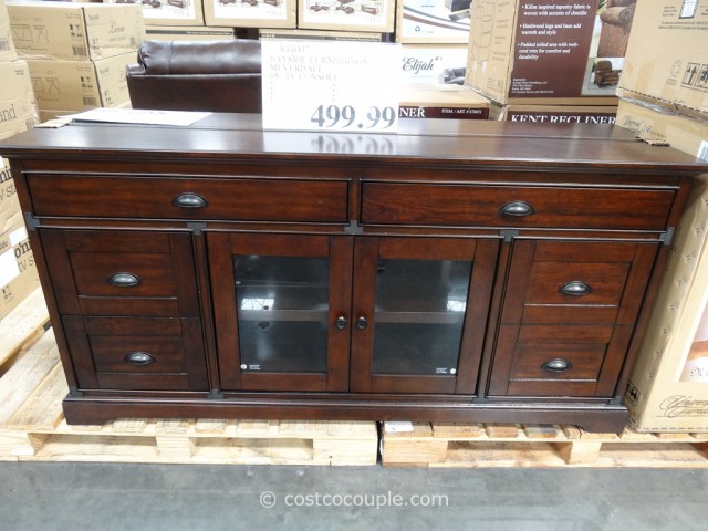 This TV console features a few thoughtful details such as rear panels 