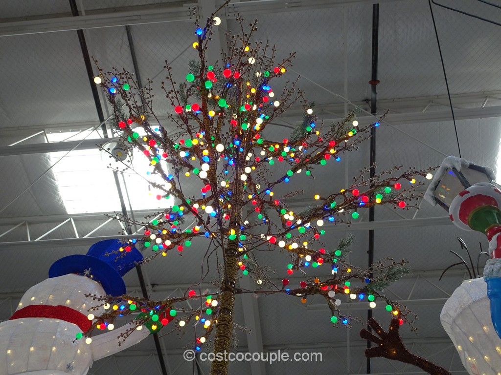 GE Winterberry LED Tree