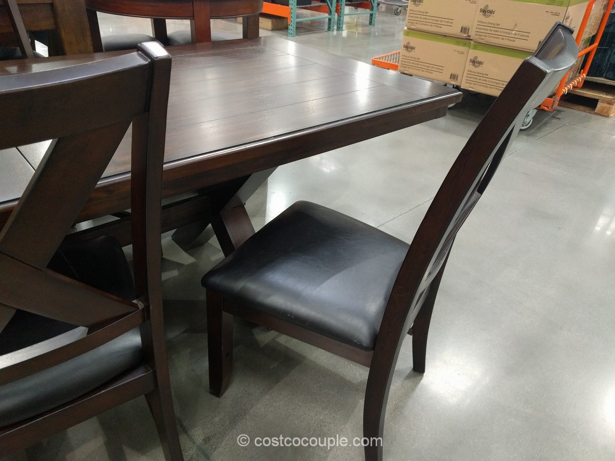 bayside furnishings dining room table