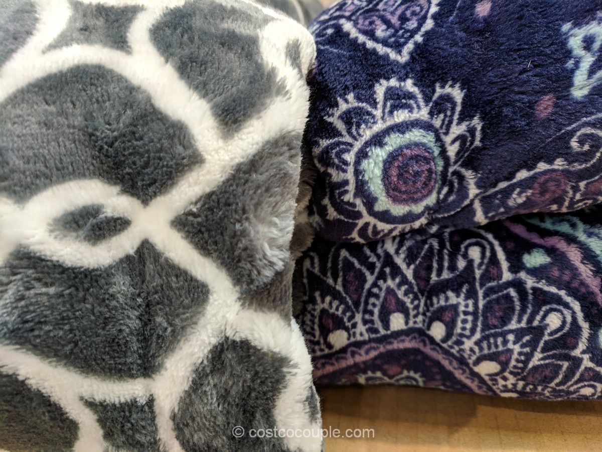 Life Comfort Urban Plush Throw