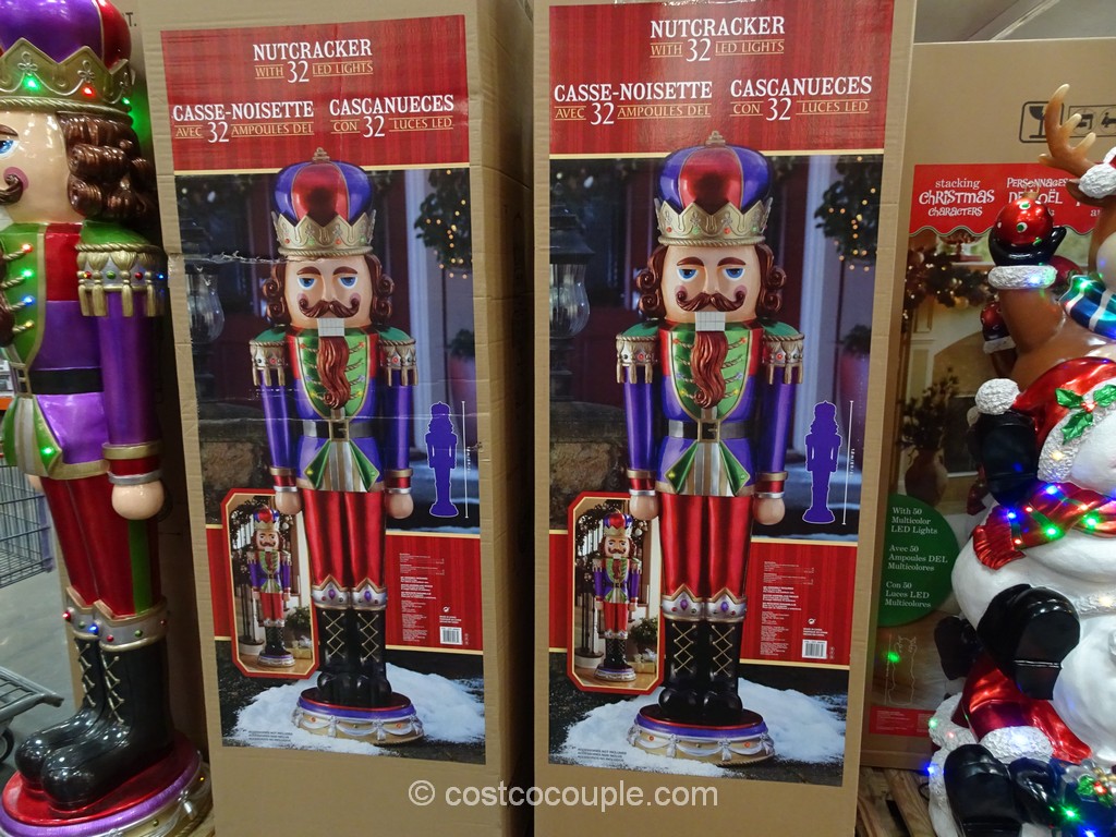 6FT LED Nutcracker