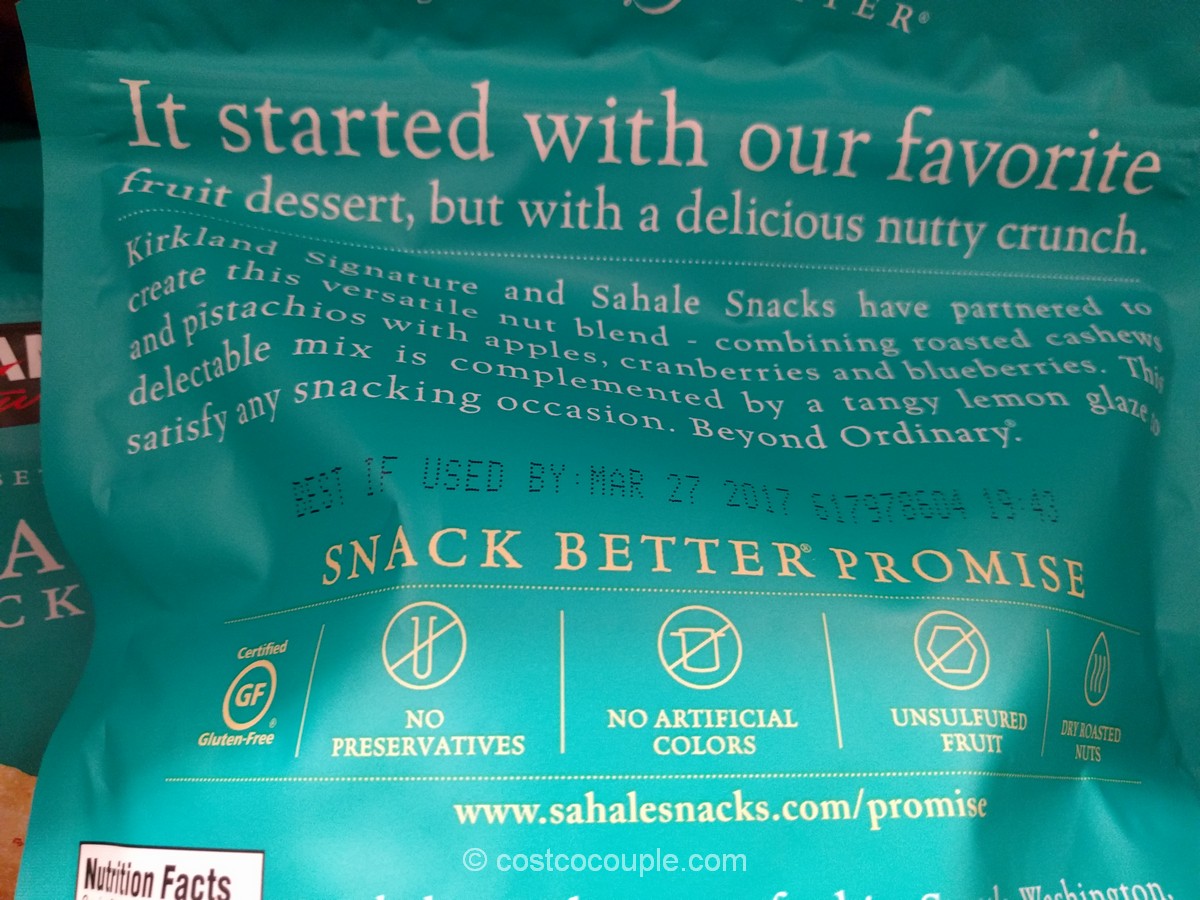 Kirkland Signature Cashew Pistachio Nut Crisp